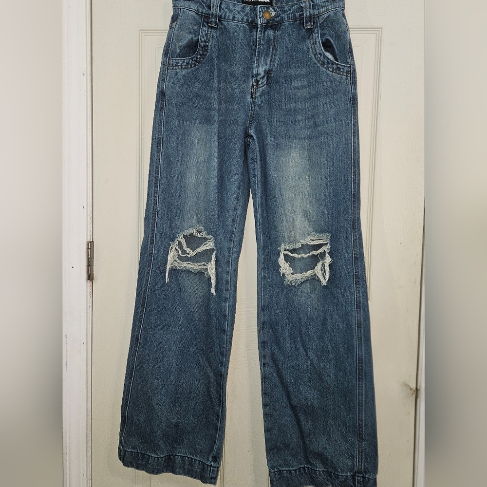Stylish Blue Distressed Women Jeans